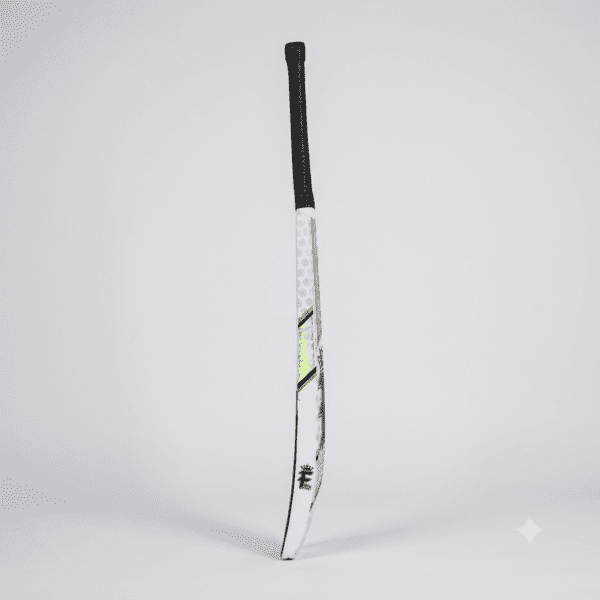 F Plus Thunder Cricket Bat – Lightweight Tape Ball Bat (800-850g)
