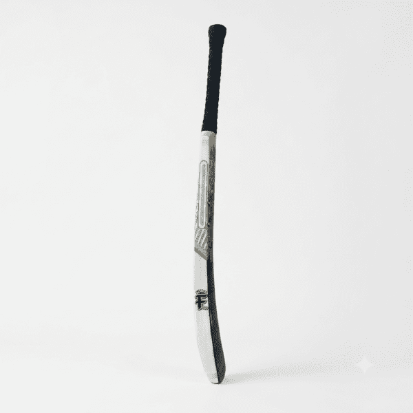 F Plus Thunder Cricket Bat – Lightweight Tape Ball Bat (800-850g)